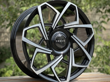 Кованые диски Zeekr GLOSS BLACK FACE 22” 5X108 ET35 9J D63.3