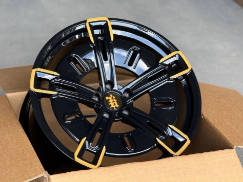 Кованые диски BMW XM 250177 GOLD 22” 5x120 ET0 10/11J D66.6