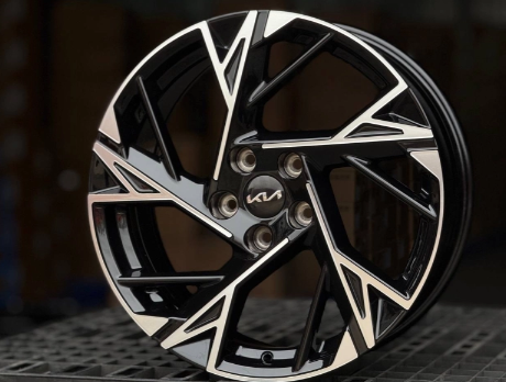 Литые диски KIA NEW H3627F FlowForming GLOSS BLACK FACE 18” 5x114.3 ET50.5 7.5J D67.1