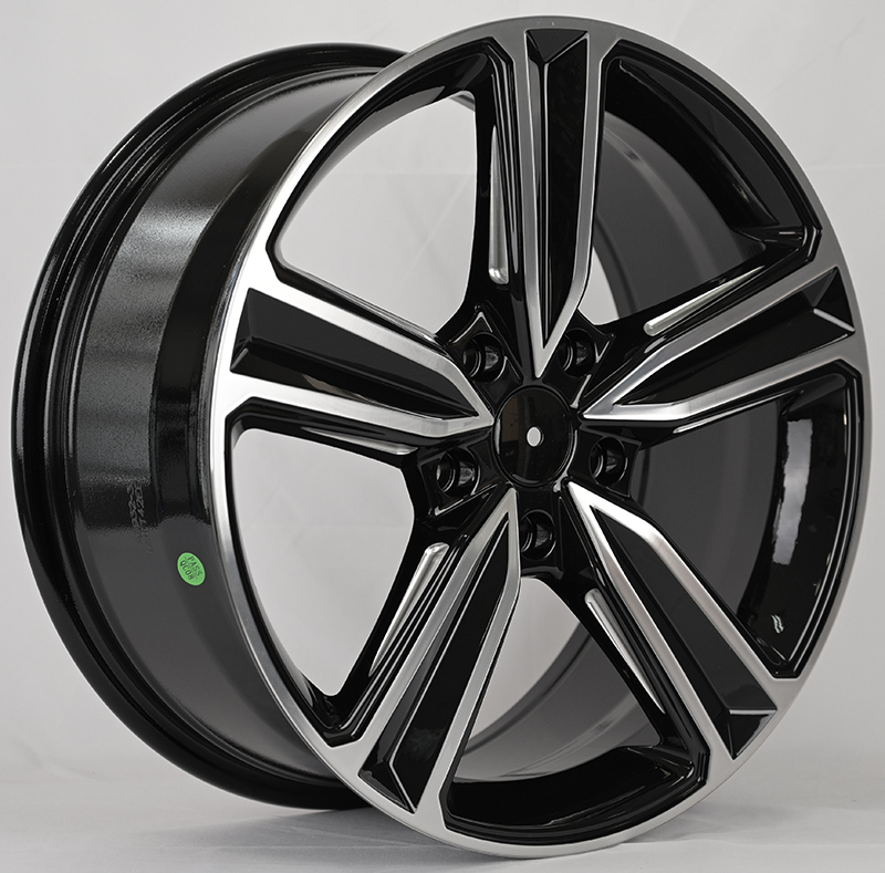 Диски IWheel VW188 7.5x17/5x120 D65.1 ET42 Gloss Black Machined Face + Milling Window