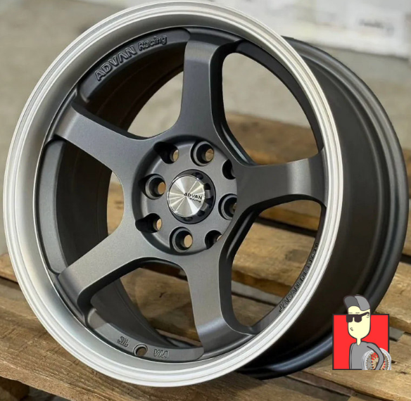 Комплект дисков Advan Racing GT 15x7 et10 4x100/4x114.3 d73.1