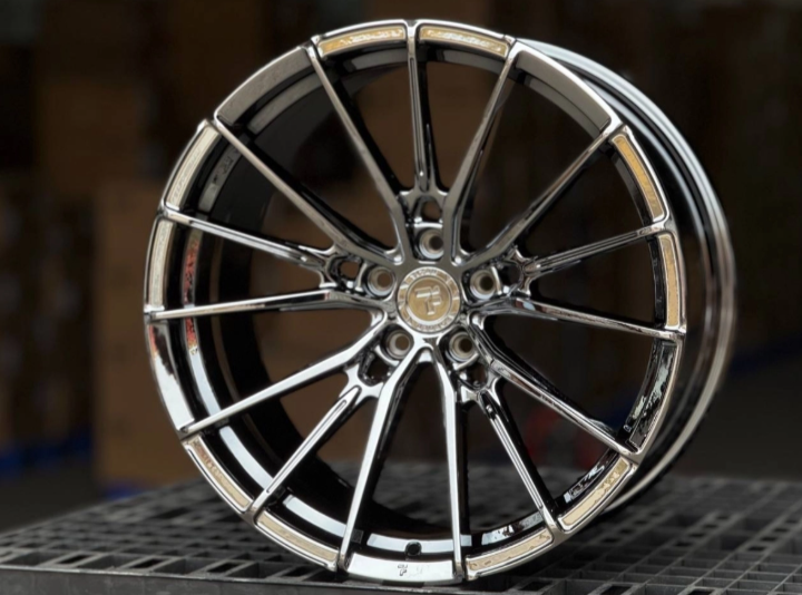 Кованые диски TITAN FORGED FF1 EXTRA DEEP for BMW 3/5 20, 5x112, BLACK VACUME CHROME (ET: 23, DIA: 66.6, W: 9)