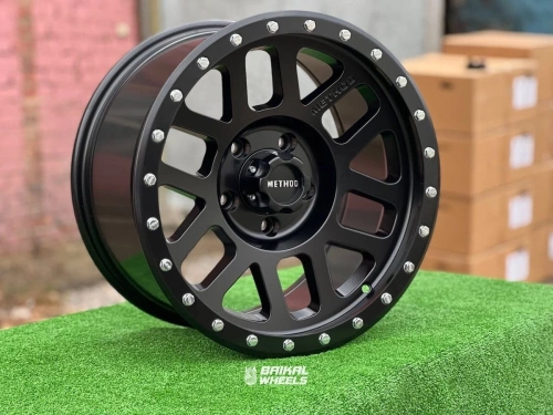 Литые диски METHOD 0302 17, 5x150, MATTE BLACK (DIA: 112, W: 9)