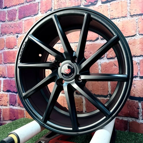 Vossen CVT 16 j7 4/100 et35 dia60.1 Черный мат 